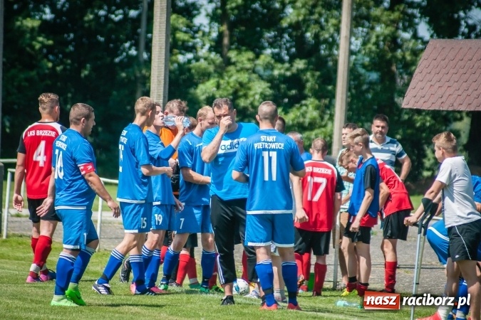 Zdjęcie w galerii na portalu naszraciborz.pl: A klasa: Ważne spotkanie o utrzymanie, zakończone podziałem punktów wiadomości z regionu