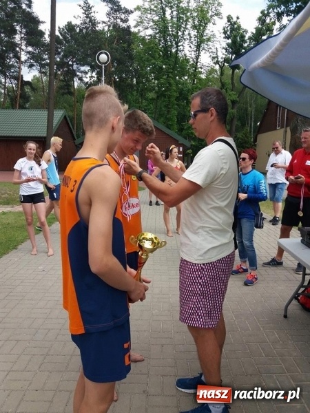 Zdjęcie w galerii na portalu naszraciborz.pl: Siatkarze plażowi z raciborskiego G3 ze srebrnym medalem Wojewódzkiej Gimnazjady wiadomości z regionu