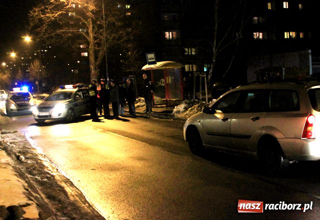 Zdjęcie w galerii na portalu naszraciborz.pl: Groźne potrącenie przy Biedronce wiadomości z regionu