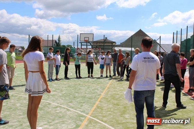 Zdjęcie w galerii na portalu naszraciborz.pl: W Bieńkowicach po raz pierwszy zorganizowano Szkolny Dzień Integracji  wiadomości z regionu