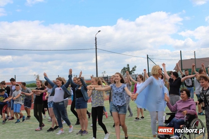 Zdjęcie w galerii na portalu naszraciborz.pl: W Bieńkowicach po raz pierwszy zorganizowano Szkolny Dzień Integracji  wiadomości z regionu