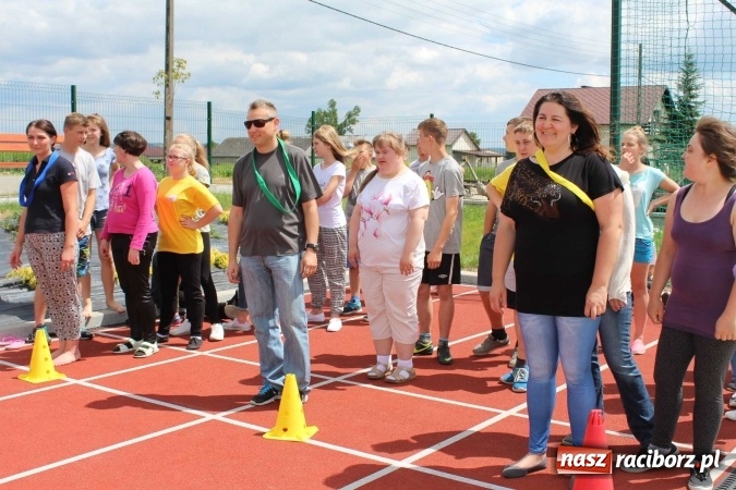 Zdjęcie w galerii na portalu naszraciborz.pl: W Bieńkowicach po raz pierwszy zorganizowano Szkolny Dzień Integracji  wiadomości z regionu