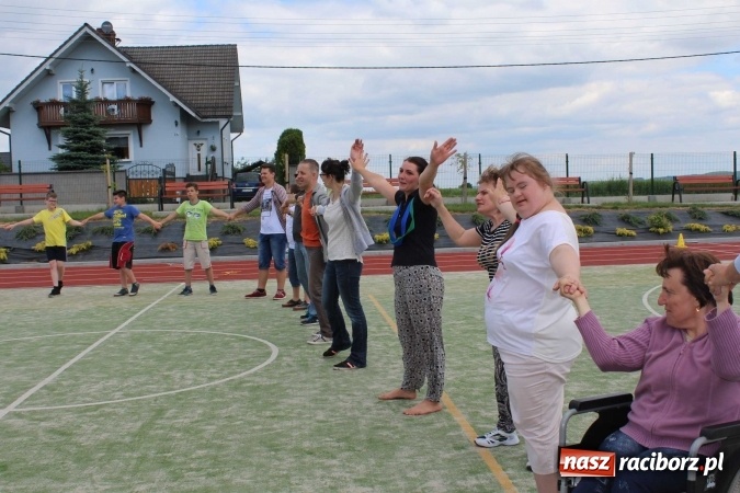 Zdjęcie w galerii na portalu naszraciborz.pl: W Bieńkowicach po raz pierwszy zorganizowano Szkolny Dzień Integracji  wiadomości z regionu