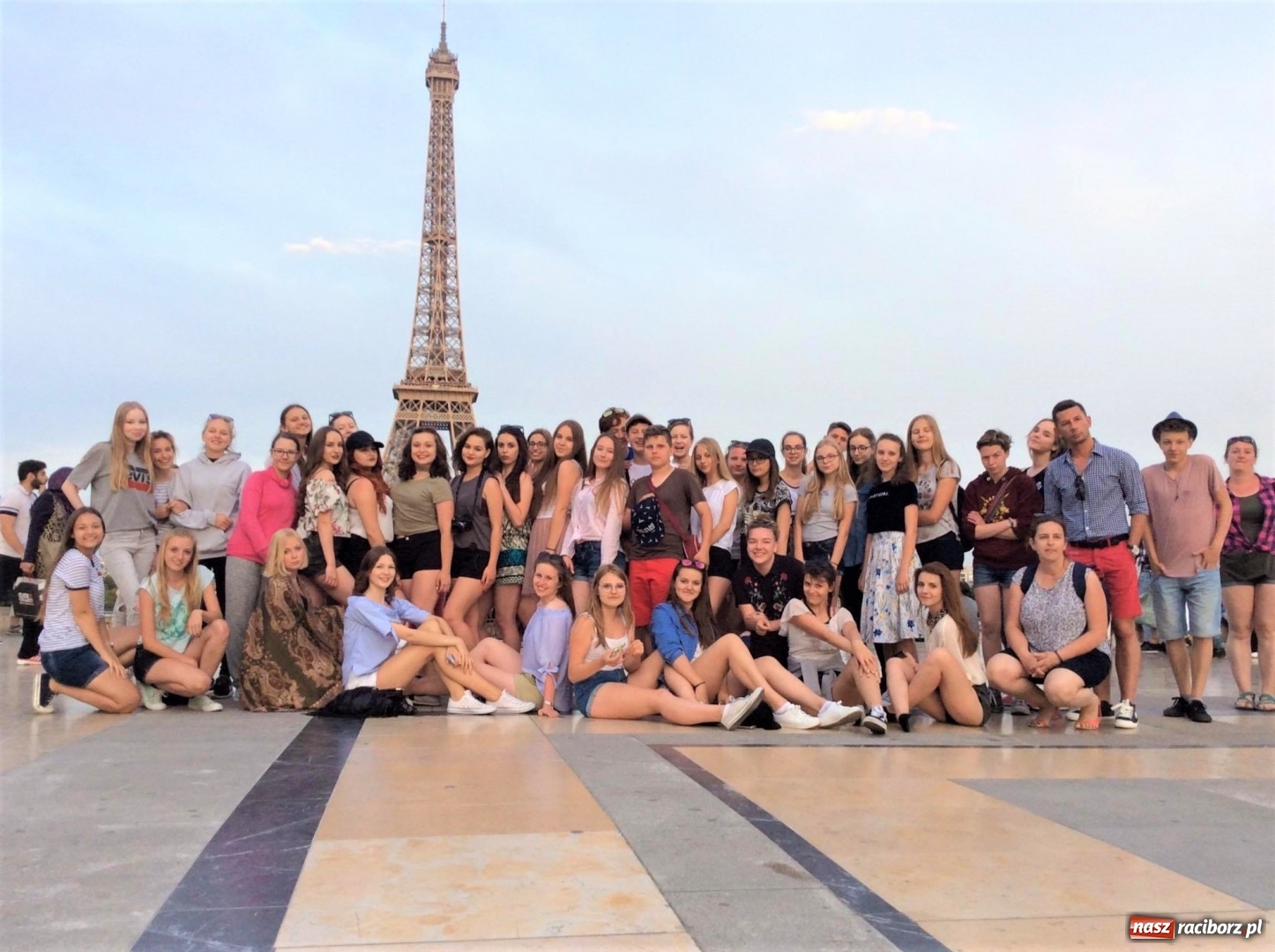 Zdjęcie w galerii na portalu naszraciborz.pl: Uczniowie ZSO nr 1 uczestniczyli w warsztatach językowych w Paryżu wiadomości z regionu