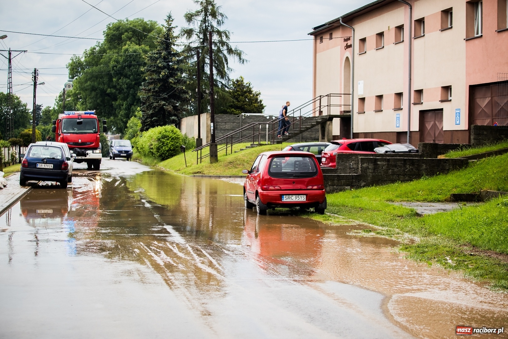 Zdjęcie w galerii na portalu naszraciborz.pl: Intensywne opady deszczu spowodowały podtopienia w gminie Krzanowice wiadomości z regionu