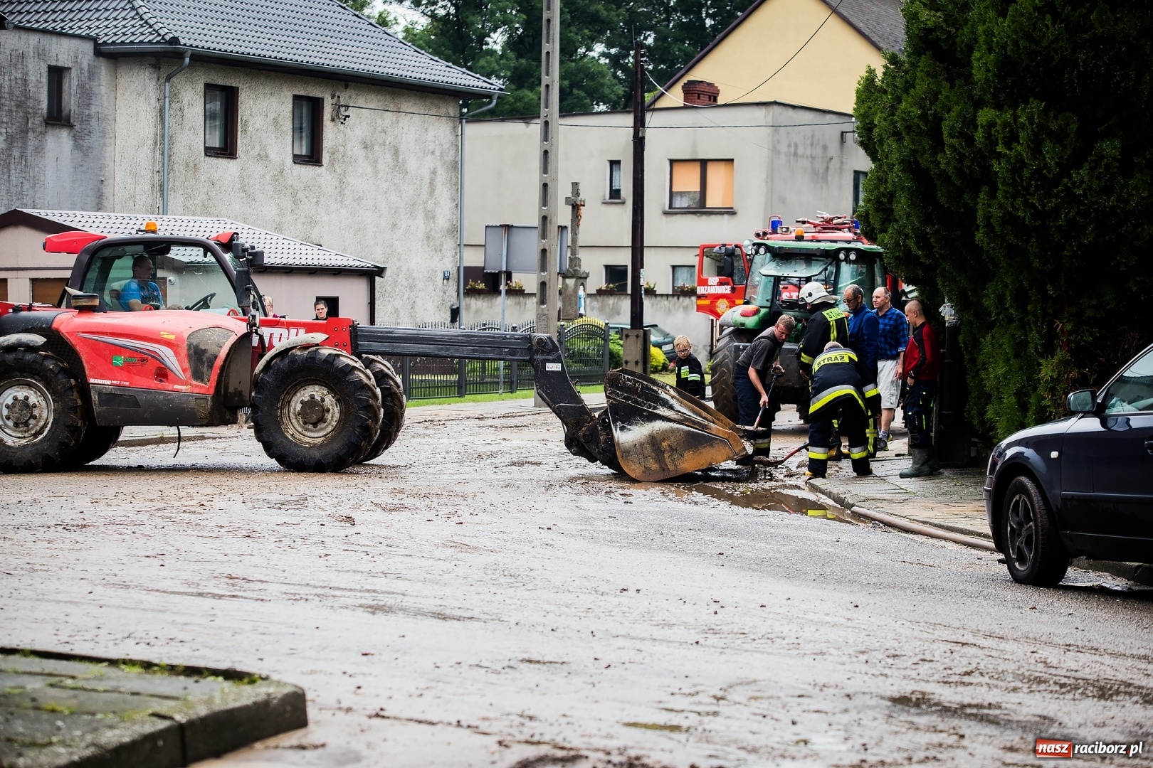 Zdjęcie w galerii na portalu naszraciborz.pl: Intensywne opady deszczu spowodowały podtopienia w gminie Krzanowice wiadomości z regionu