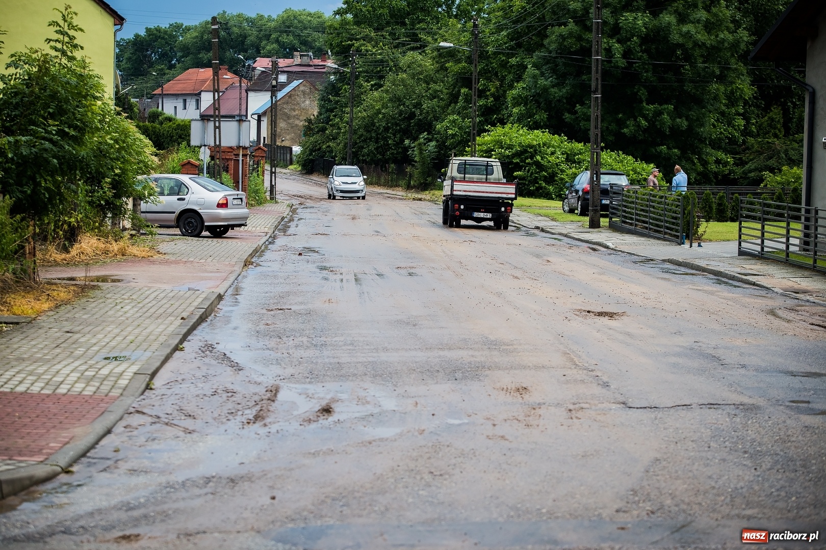 Zdjęcie w galerii na portalu naszraciborz.pl: Intensywne opady deszczu spowodowały podtopienia w gminie Krzanowice wiadomości z regionu