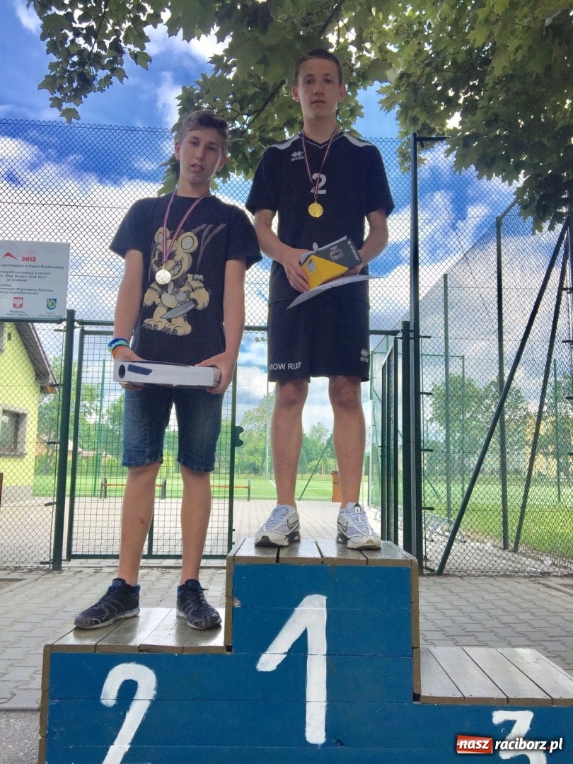 Zdjęcie w galerii na portalu naszraciborz.pl: XXXIV Wiosenne Biegi Przełajowe w Kuźni Raciborskiej wiadomości z regionu