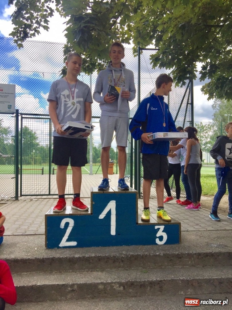 Zdjęcie w galerii na portalu naszraciborz.pl: XXXIV Wiosenne Biegi Przełajowe w Kuźni Raciborskiej wiadomości z regionu