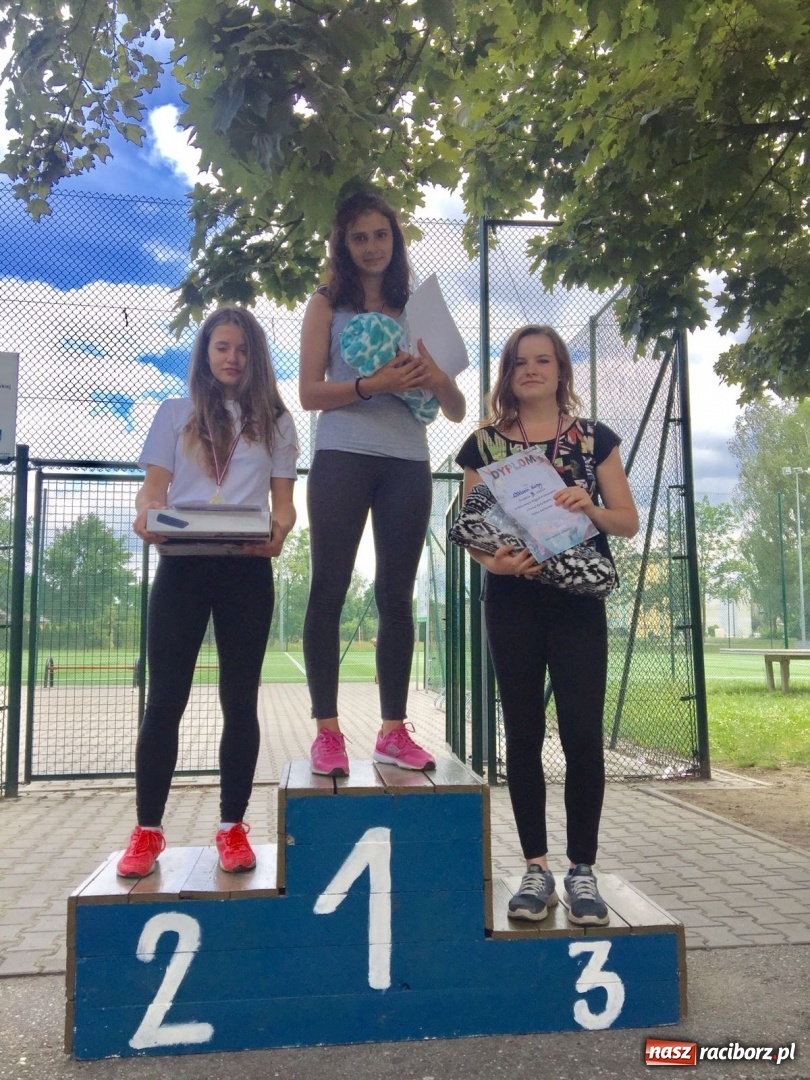 Zdjęcie w galerii na portalu naszraciborz.pl: XXXIV Wiosenne Biegi Przełajowe w Kuźni Raciborskiej wiadomości z regionu