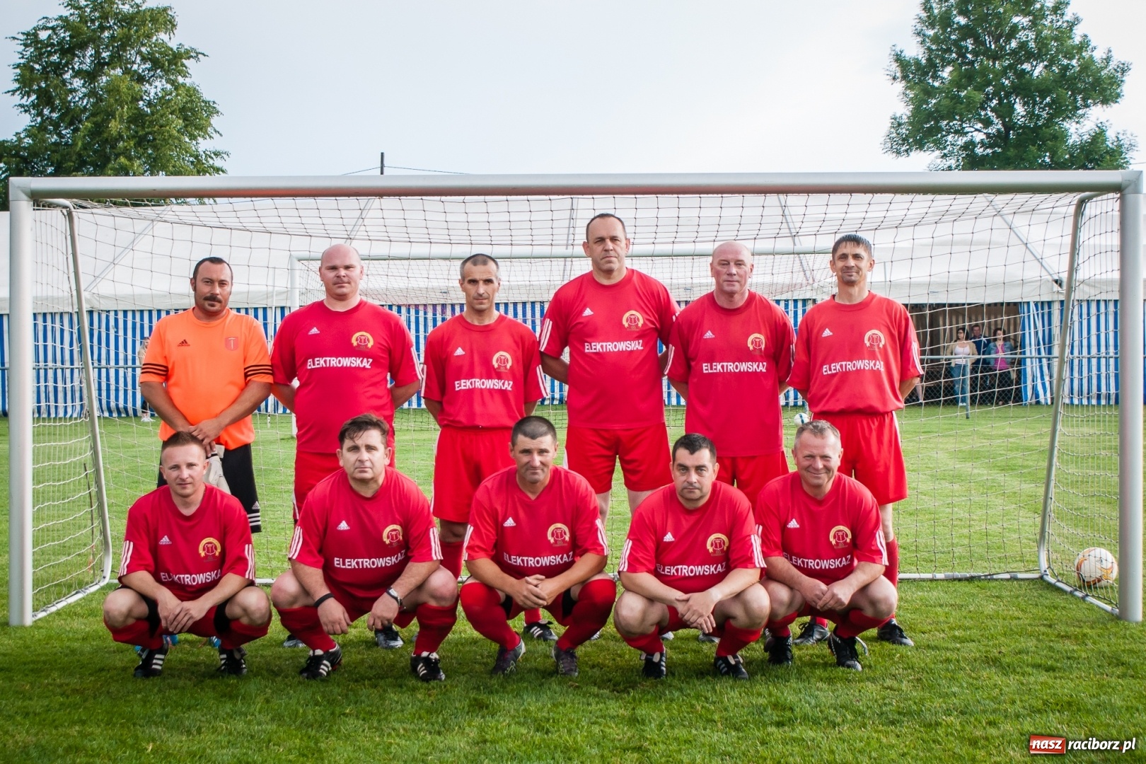 Zdjęcie w galerii na portalu naszraciborz.pl: Turniej oldbojów. Zespół Borucina najlepszy wiadomości z regionu