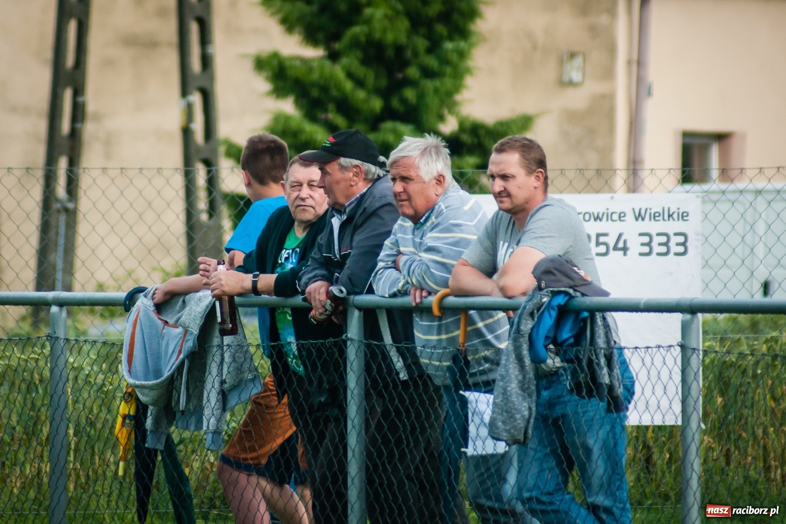 Zdjęcie w galerii na portalu naszraciborz.pl: Turniej oldbojów. Zespół Borucina najlepszy wiadomości z regionu