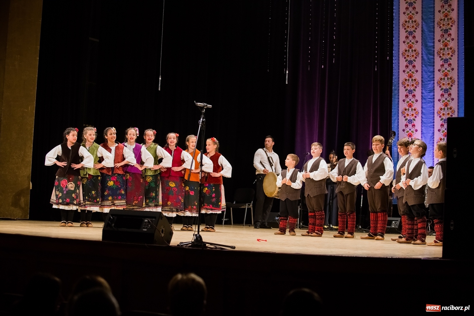 Zdjęcie w galerii na portalu naszraciborz.pl: Śląsk - kraina wielu kultur - koncert w Raciborskim Centrum Kultury wiadomości z regionu