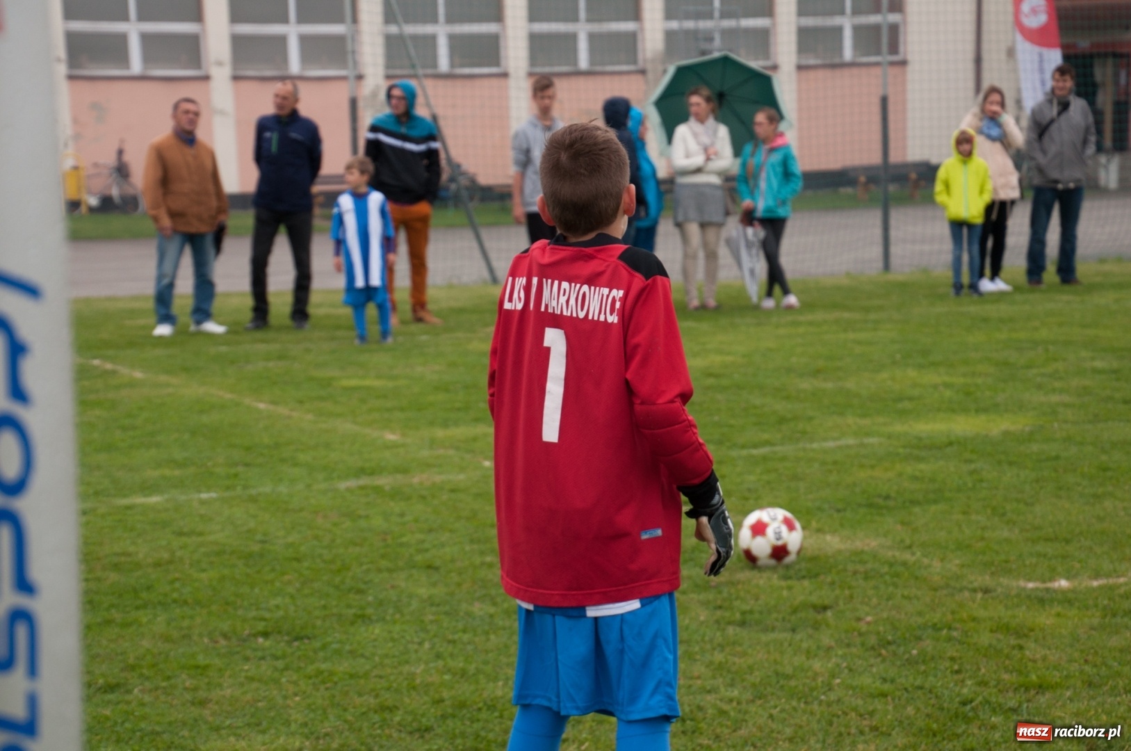 Zdjęcie w galerii na portalu naszraciborz.pl: Raków Częstochowa zwycięzcą turnieju piłki nożnej zorganizowanego przez LKS 07 Markowice wiadomości z regionu