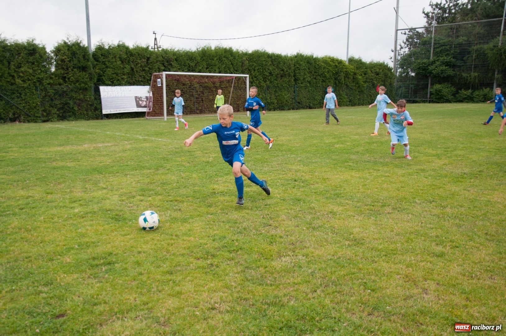 Zdjęcie w galerii na portalu naszraciborz.pl: Raków Częstochowa zwycięzcą turnieju piłki nożnej zorganizowanego przez LKS 07 Markowice wiadomości z regionu