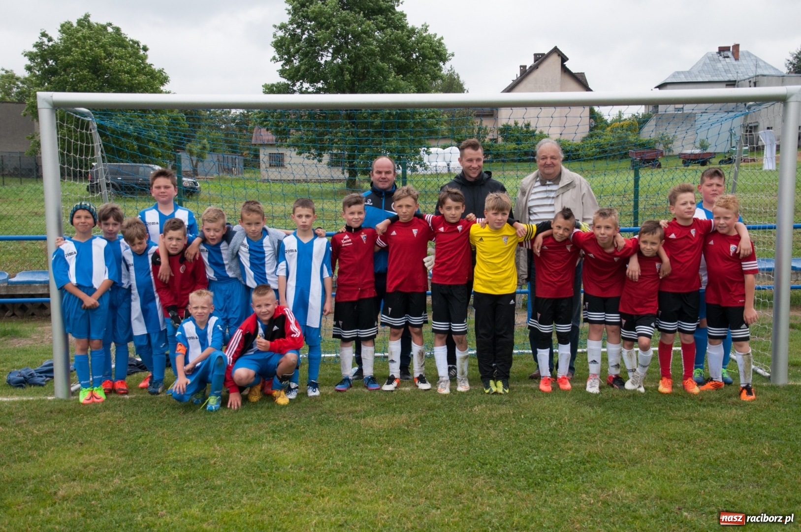 Zdjęcie w galerii na portalu naszraciborz.pl: Raków Częstochowa zwycięzcą turnieju piłki nożnej zorganizowanego przez LKS 07 Markowice wiadomości z regionu