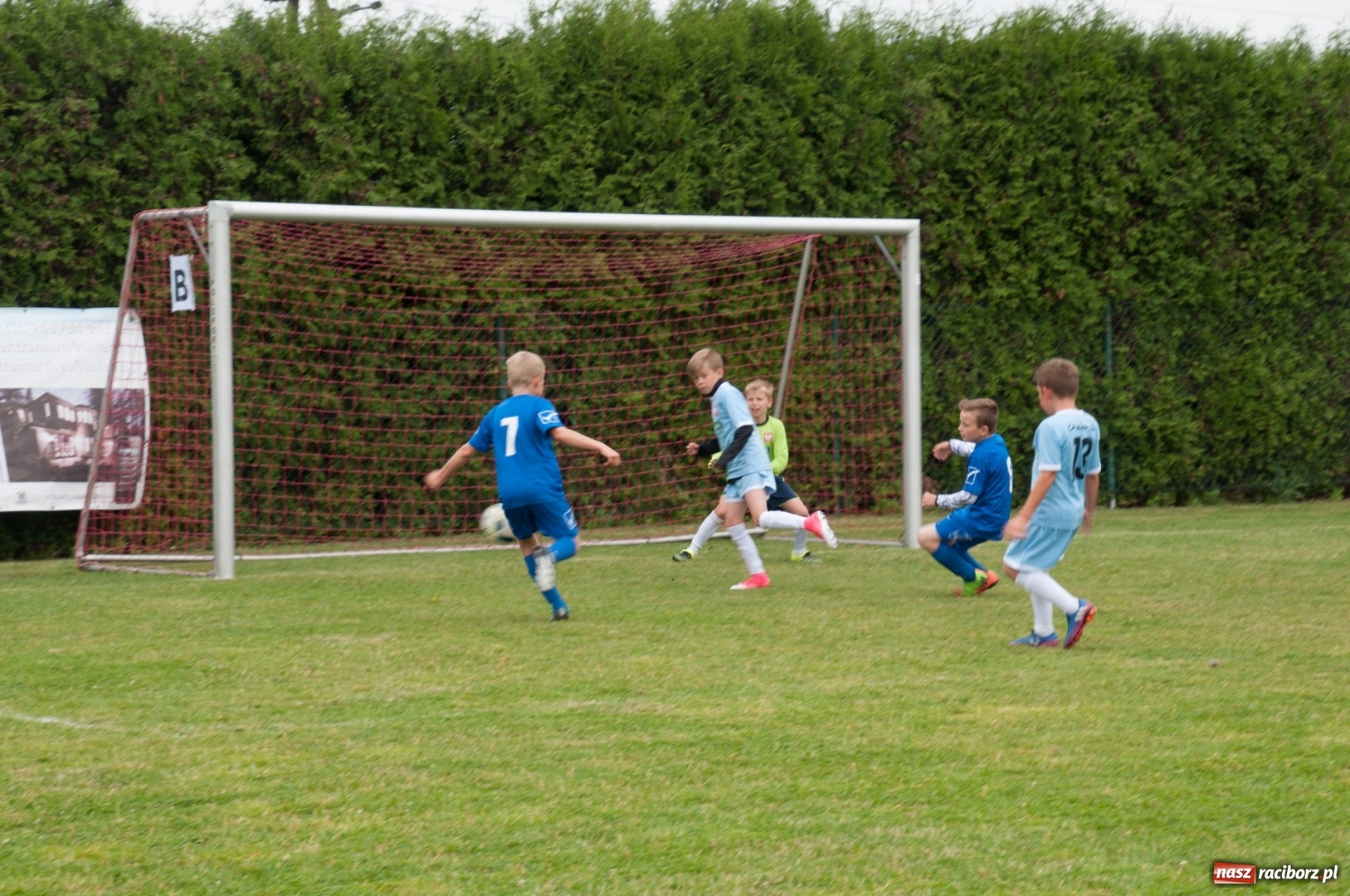 Zdjęcie w galerii na portalu naszraciborz.pl: Raków Częstochowa zwycięzcą turnieju piłki nożnej zorganizowanego przez LKS 07 Markowice wiadomości z regionu