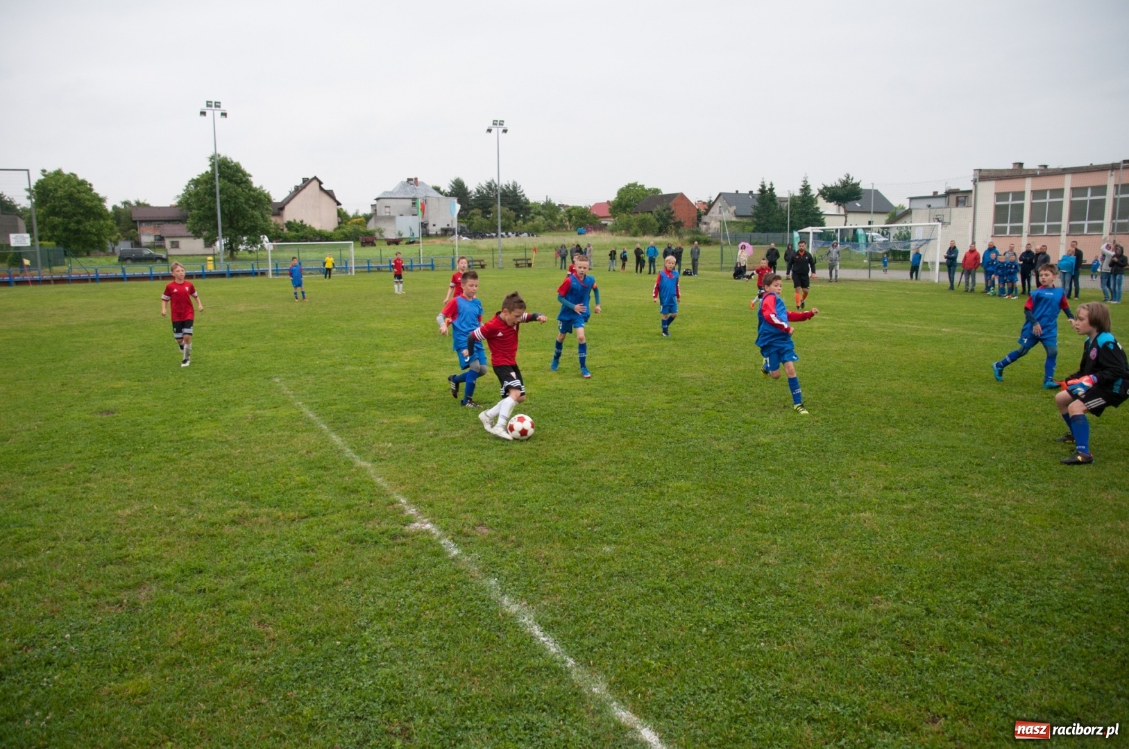Zdjęcie w galerii na portalu naszraciborz.pl: Raków Częstochowa zwycięzcą turnieju piłki nożnej zorganizowanego przez LKS 07 Markowice wiadomości z regionu