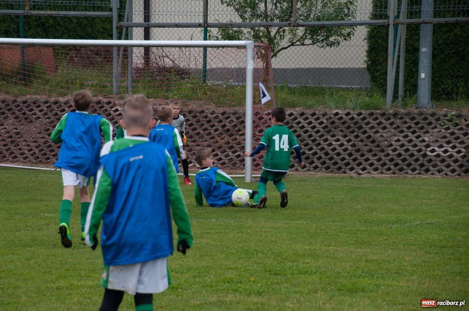 Zdjęcie w galerii na portalu naszraciborz.pl: Raków Częstochowa zwycięzcą turnieju piłki nożnej zorganizowanego przez LKS 07 Markowice wiadomości z regionu