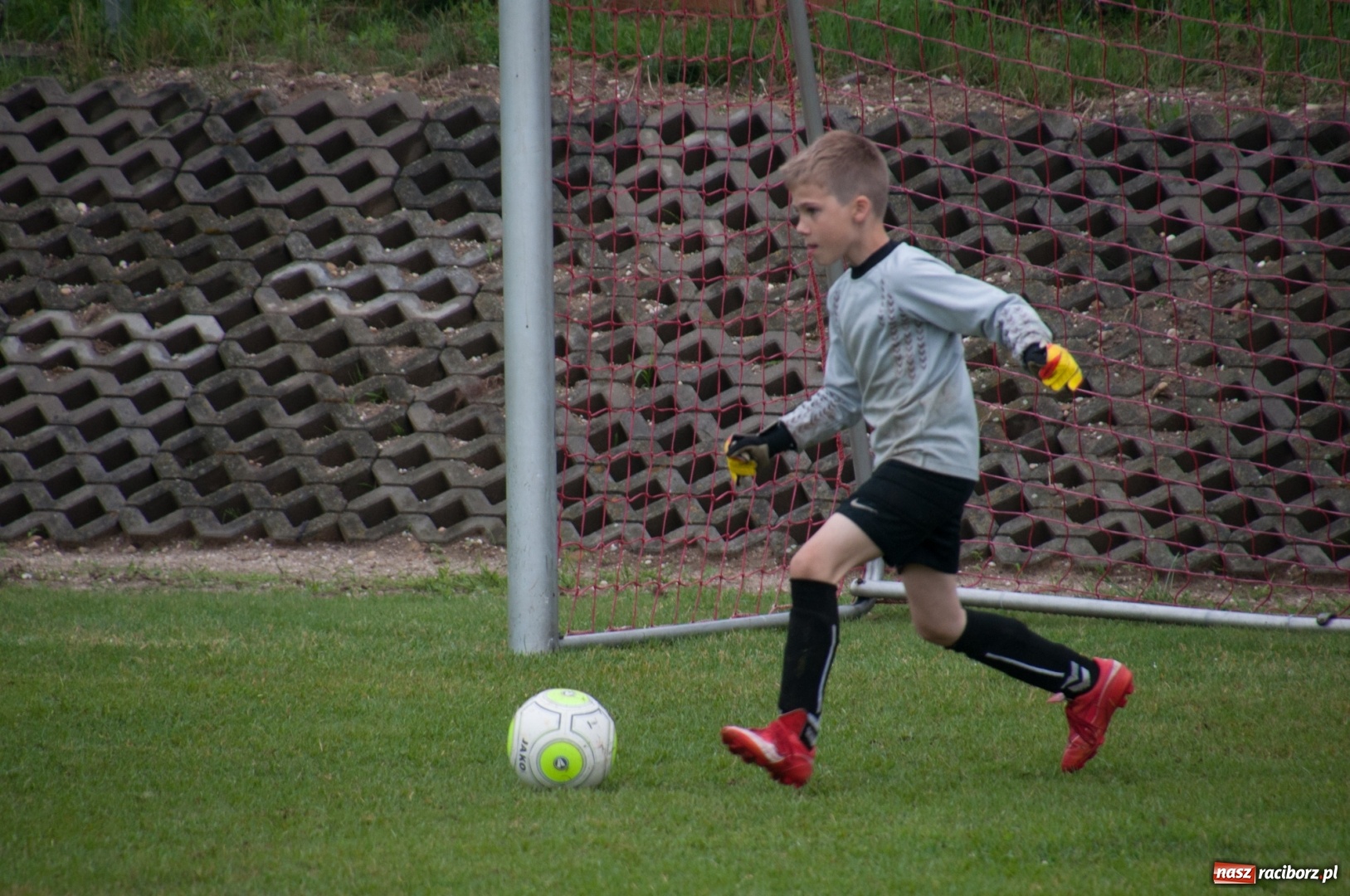 Zdjęcie w galerii na portalu naszraciborz.pl: Raków Częstochowa zwycięzcą turnieju piłki nożnej zorganizowanego przez LKS 07 Markowice wiadomości z regionu