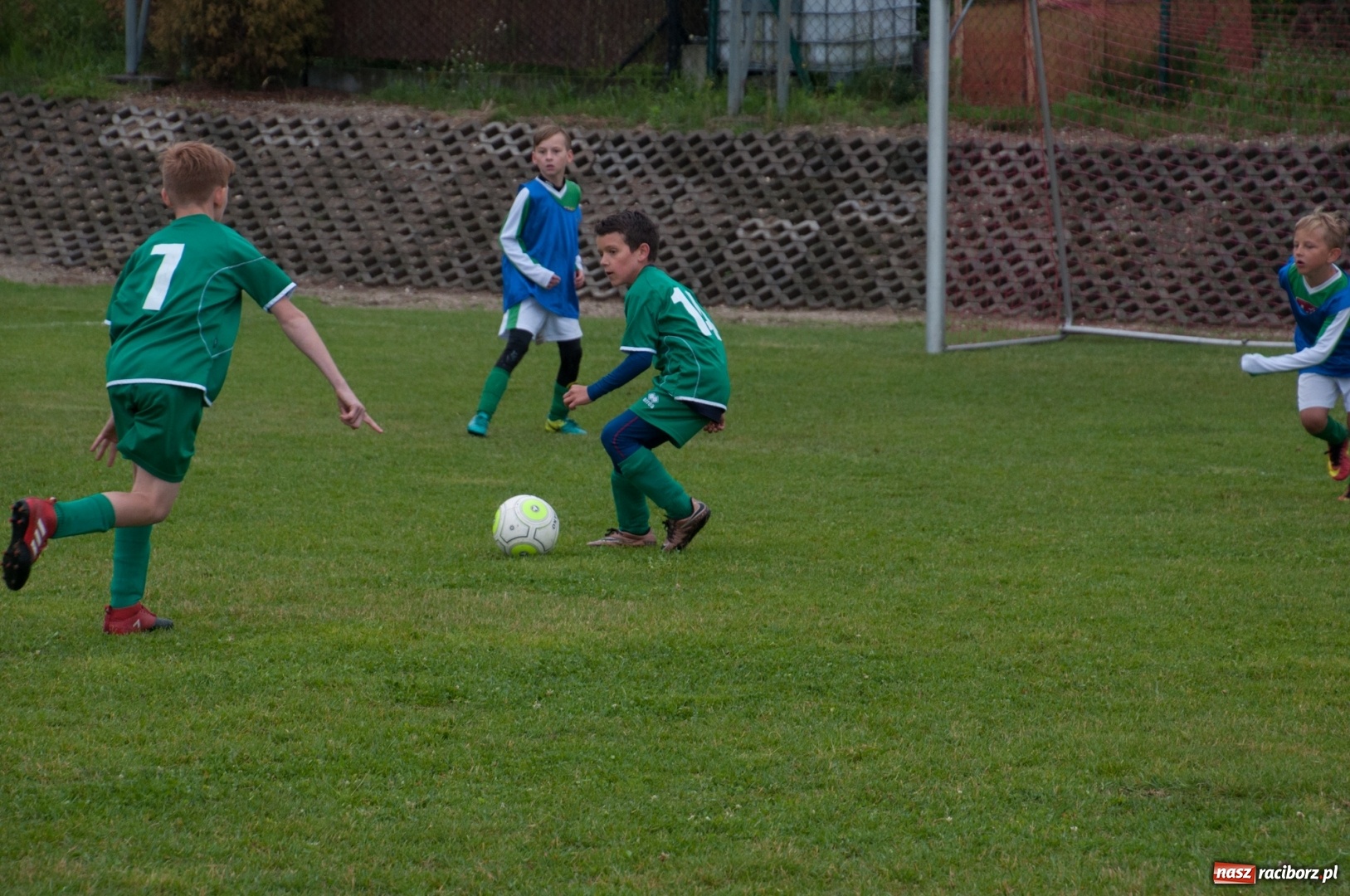 Zdjęcie w galerii na portalu naszraciborz.pl: Raków Częstochowa zwycięzcą turnieju piłki nożnej zorganizowanego przez LKS 07 Markowice wiadomości z regionu