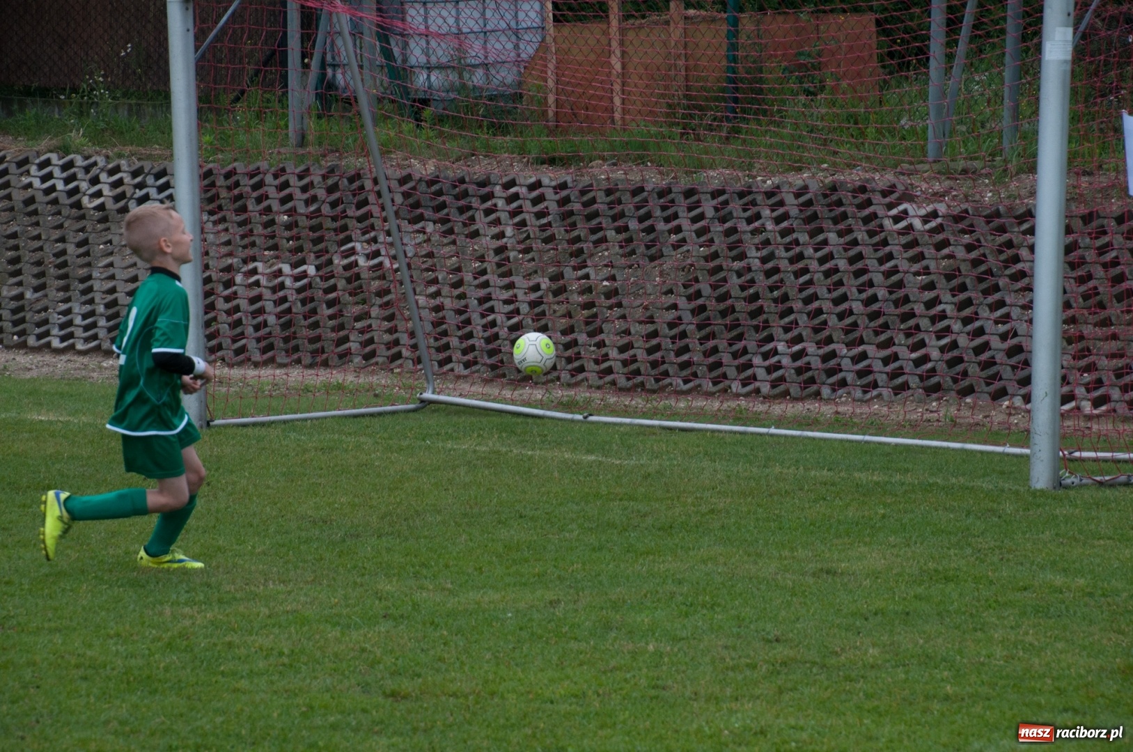 Zdjęcie w galerii na portalu naszraciborz.pl: Raków Częstochowa zwycięzcą turnieju piłki nożnej zorganizowanego przez LKS 07 Markowice wiadomości z regionu