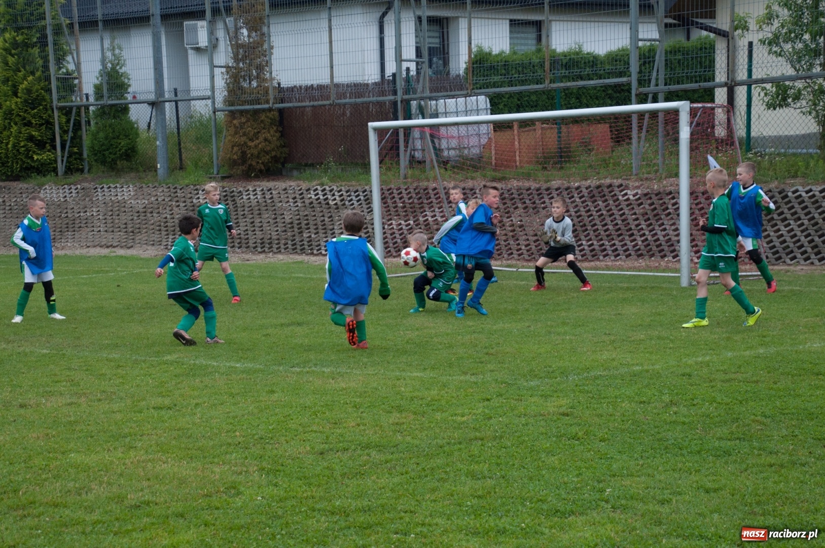 Zdjęcie w galerii na portalu naszraciborz.pl: Raków Częstochowa zwycięzcą turnieju piłki nożnej zorganizowanego przez LKS 07 Markowice wiadomości z regionu
