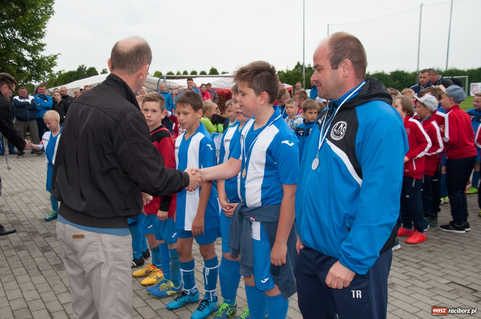 Zdjęcie w galerii na portalu naszraciborz.pl: Raków Częstochowa zwycięzcą turnieju piłki nożnej zorganizowanego przez LKS 07 Markowice wiadomości z regionu