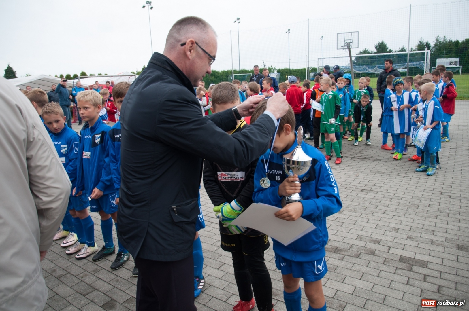 Zdjęcie w galerii na portalu naszraciborz.pl: Raków Częstochowa zwycięzcą turnieju piłki nożnej zorganizowanego przez LKS 07 Markowice wiadomości z regionu