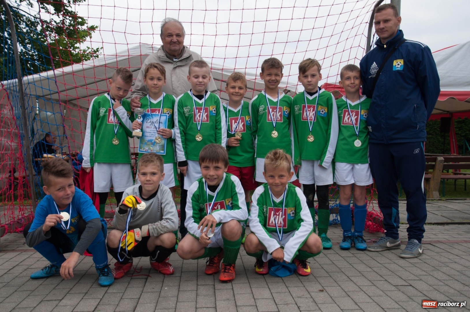 Zdjęcie w galerii na portalu naszraciborz.pl: Raków Częstochowa zwycięzcą turnieju piłki nożnej zorganizowanego przez LKS 07 Markowice wiadomości z regionu