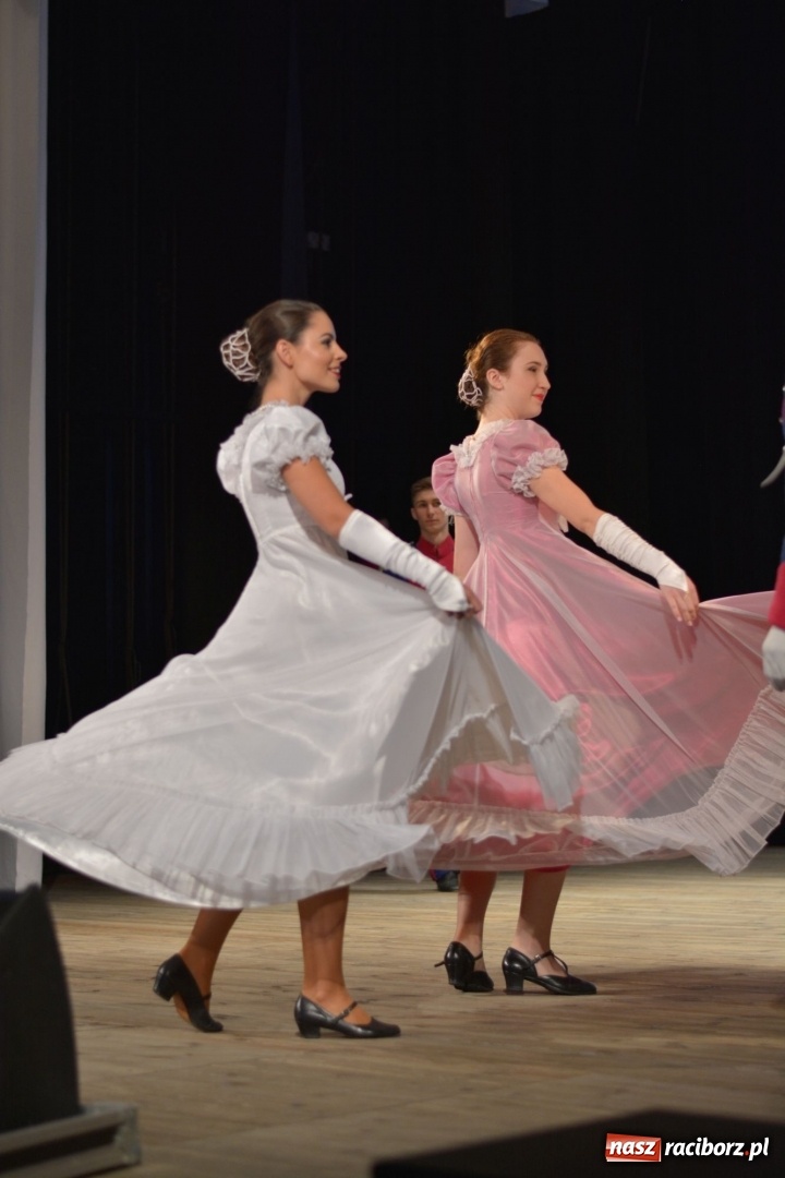 Zdjęcie w galerii na portalu naszraciborz.pl: Folklorem malowane - Strzecha podsumowała sezon artystyczny wiadomości z regionu