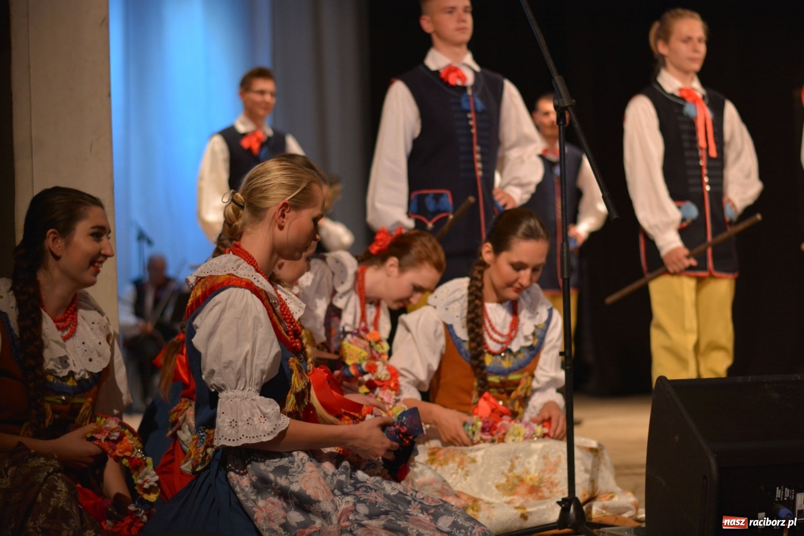 Zdjęcie w galerii na portalu naszraciborz.pl: Folklorem malowane - Strzecha podsumowała sezon artystyczny wiadomości z regionu