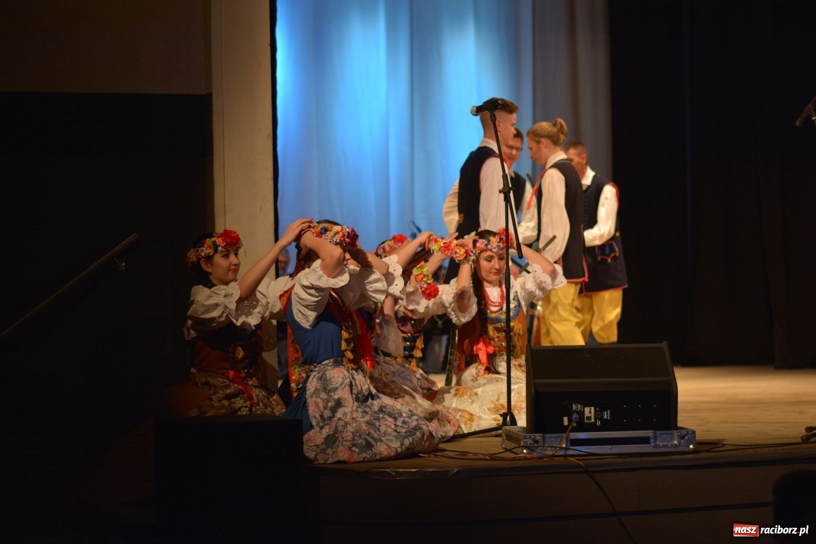 Zdjęcie w galerii na portalu naszraciborz.pl: Folklorem malowane - Strzecha podsumowała sezon artystyczny wiadomości z regionu