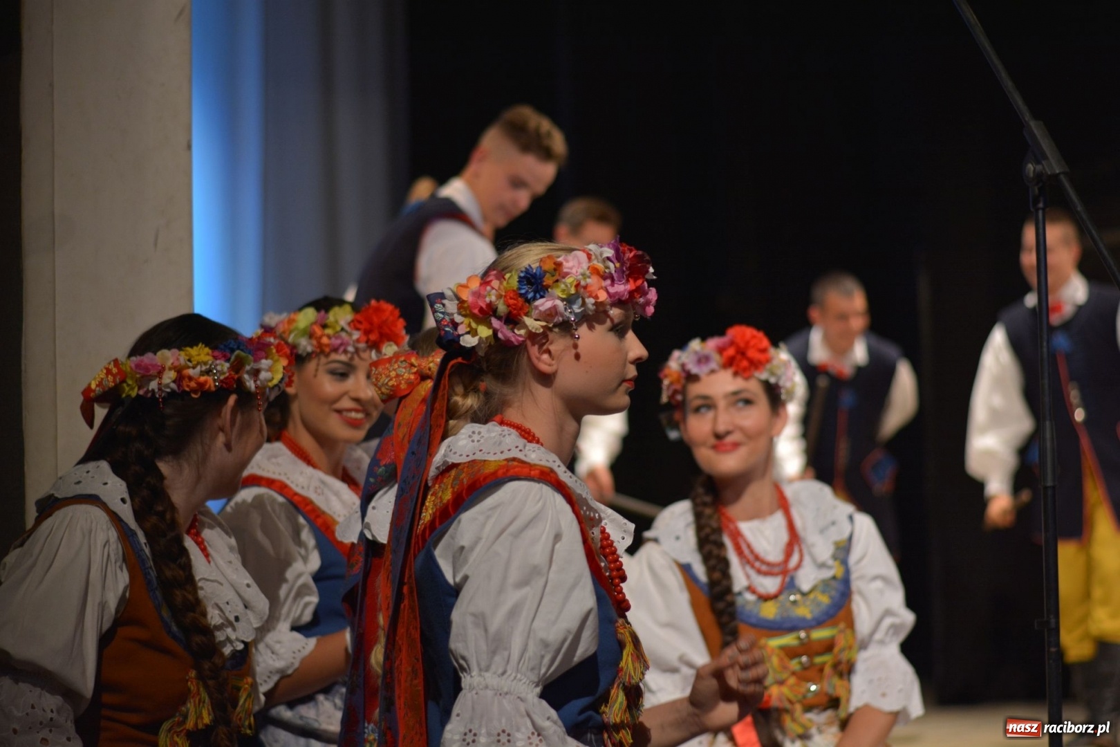 Zdjęcie w galerii na portalu naszraciborz.pl: Folklorem malowane - Strzecha podsumowała sezon artystyczny wiadomości z regionu