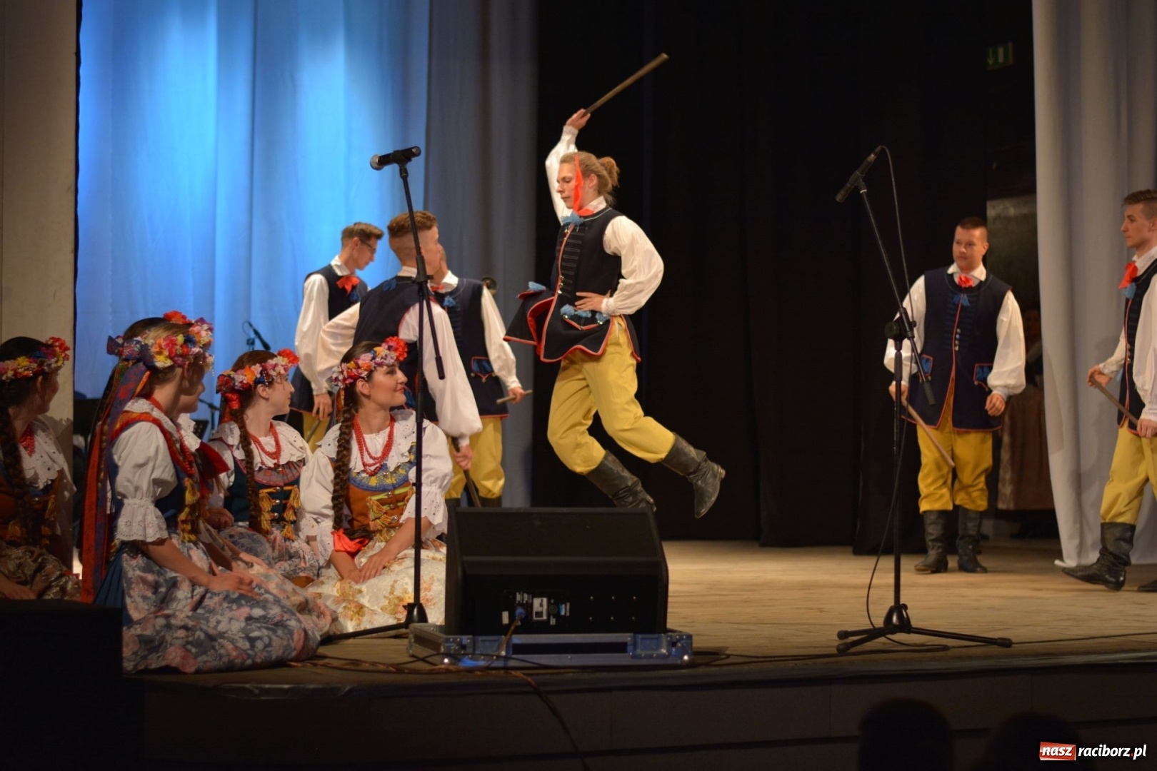 Zdjęcie w galerii na portalu naszraciborz.pl: Folklorem malowane - Strzecha podsumowała sezon artystyczny wiadomości z regionu