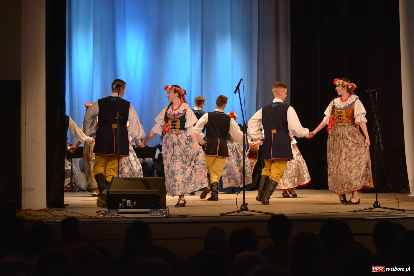 Zdjęcie w galerii na portalu naszraciborz.pl: Folklorem malowane - Strzecha podsumowała sezon artystyczny wiadomości z regionu