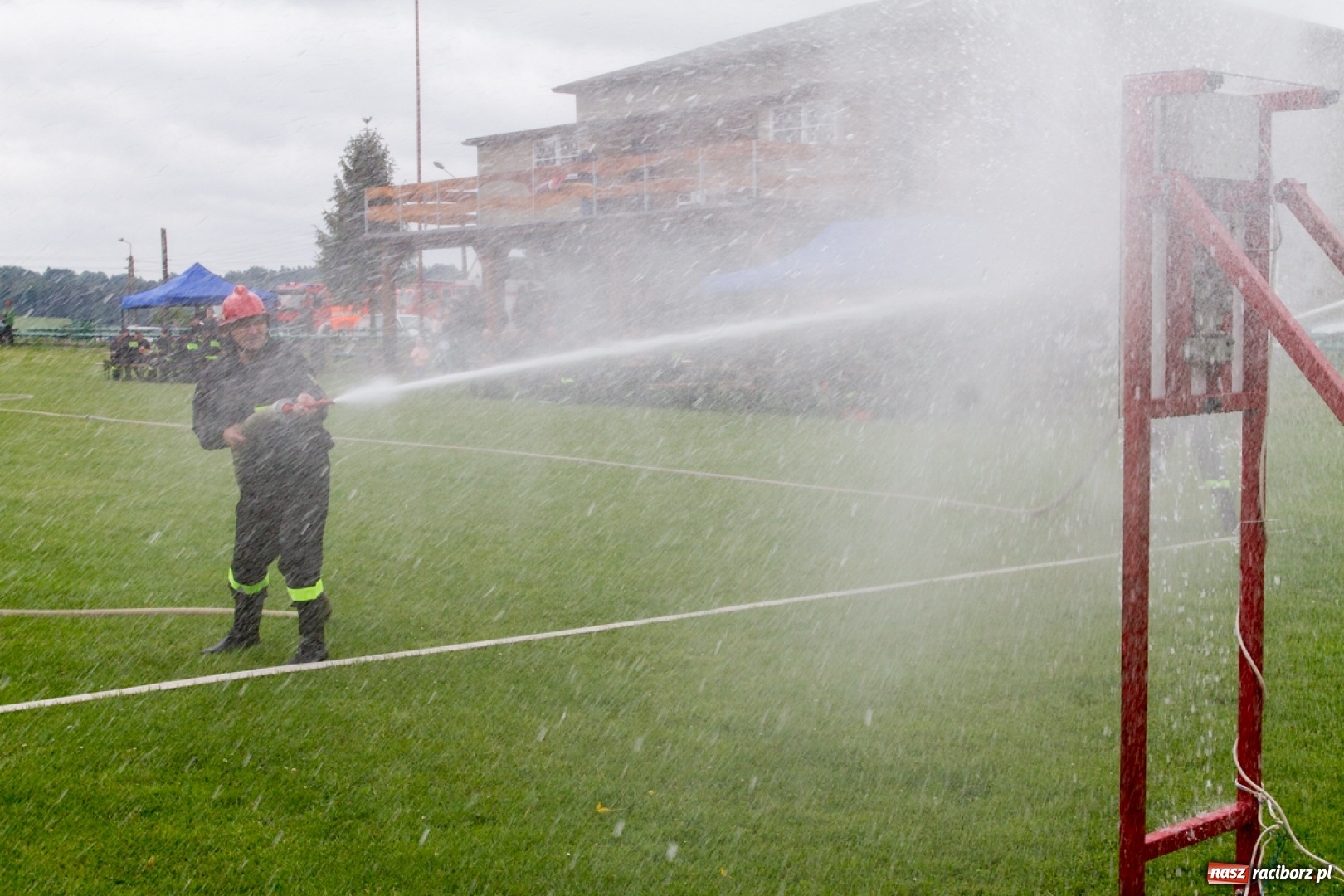 Zdjęcie w galerii na portalu naszraciborz.pl: Druhowie seniorzy rywalizowali w Owsiszczach. Oldboje w dobrej formie!  wiadomości z regionu