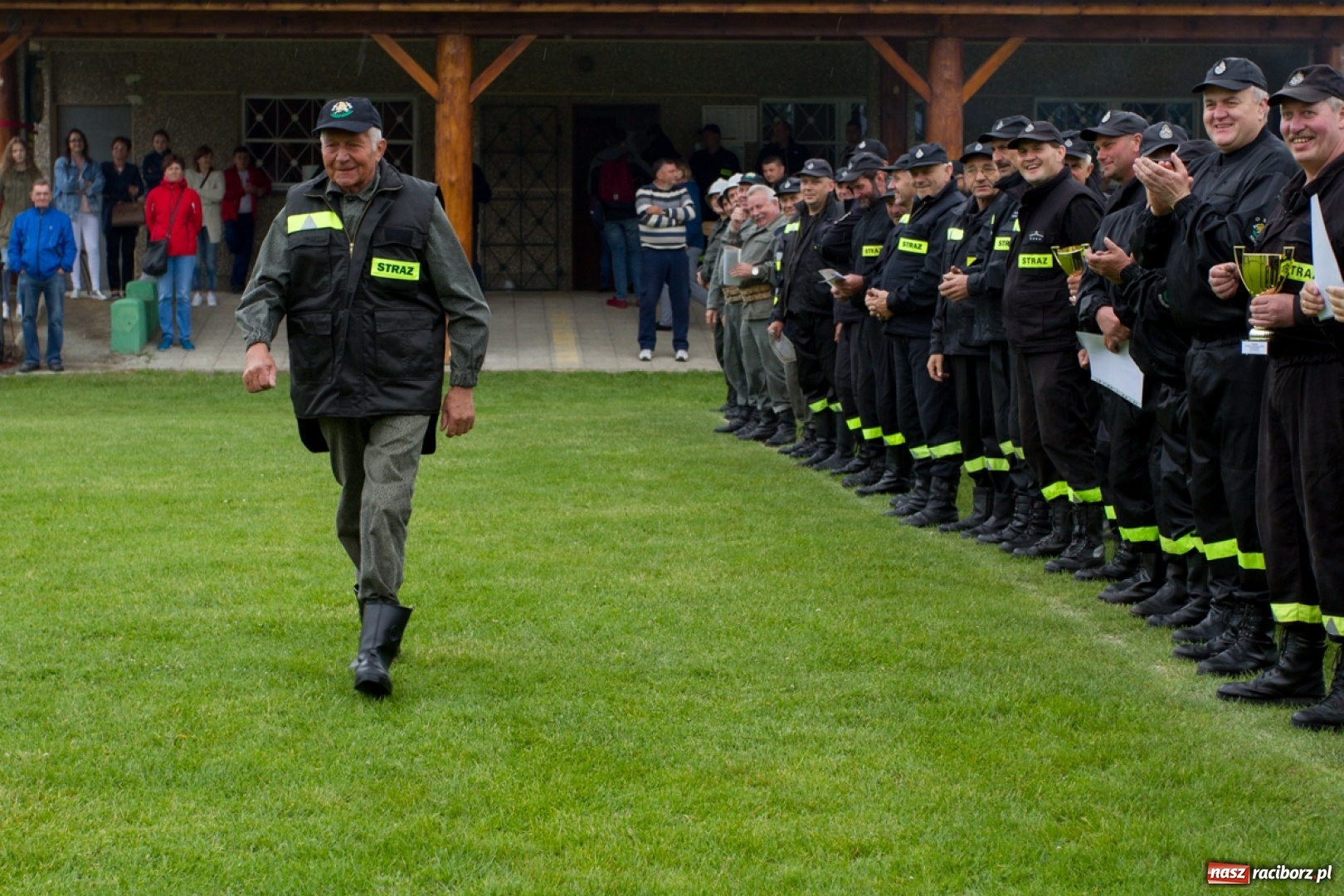 Zdjęcie w galerii na portalu naszraciborz.pl: Druhowie seniorzy rywalizowali w Owsiszczach. Oldboje w dobrej formie!  wiadomości z regionu
