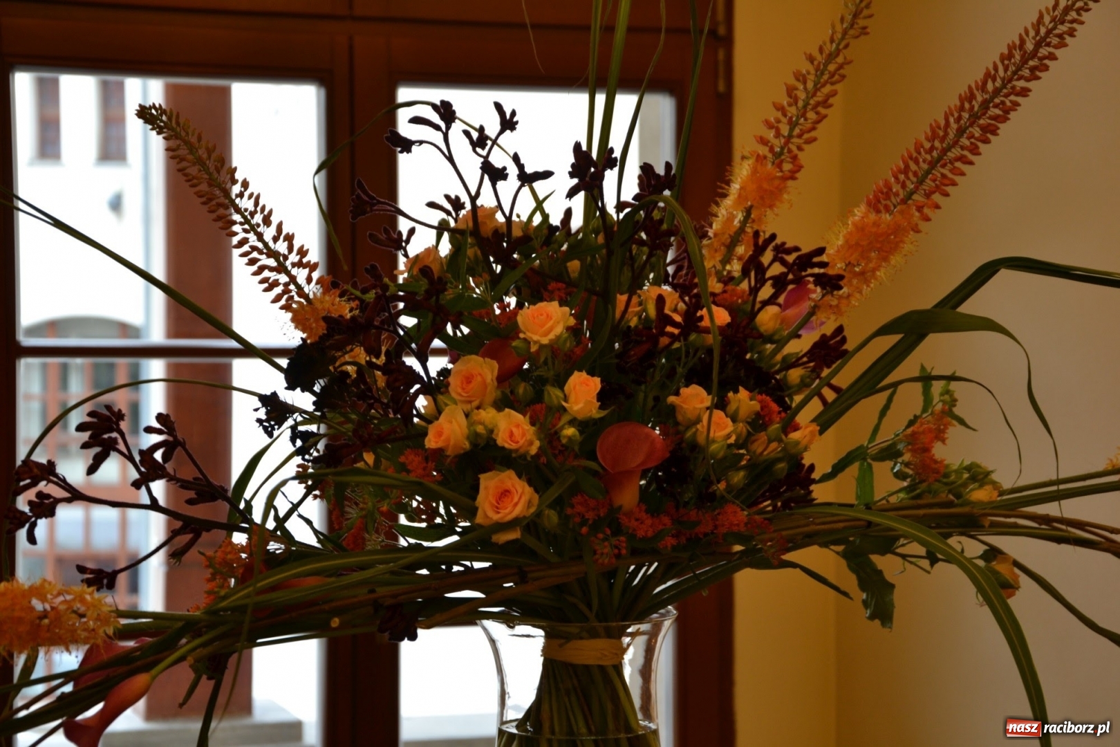 Zdjęcie w galerii na portalu naszraciborz.pl: Tomasz Paszczyński z Raciborza zwycięża w III Krajowych Mistrzostwach Florystycznych Regionu Śląsko-Opolskiego wiadomości z regionu