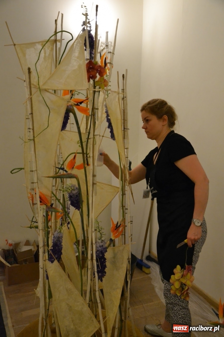 Zdjęcie w galerii na portalu naszraciborz.pl: Tomasz Paszczyński z Raciborza zwycięża w III Krajowych Mistrzostwach Florystycznych Regionu Śląsko-Opolskiego wiadomości z regionu