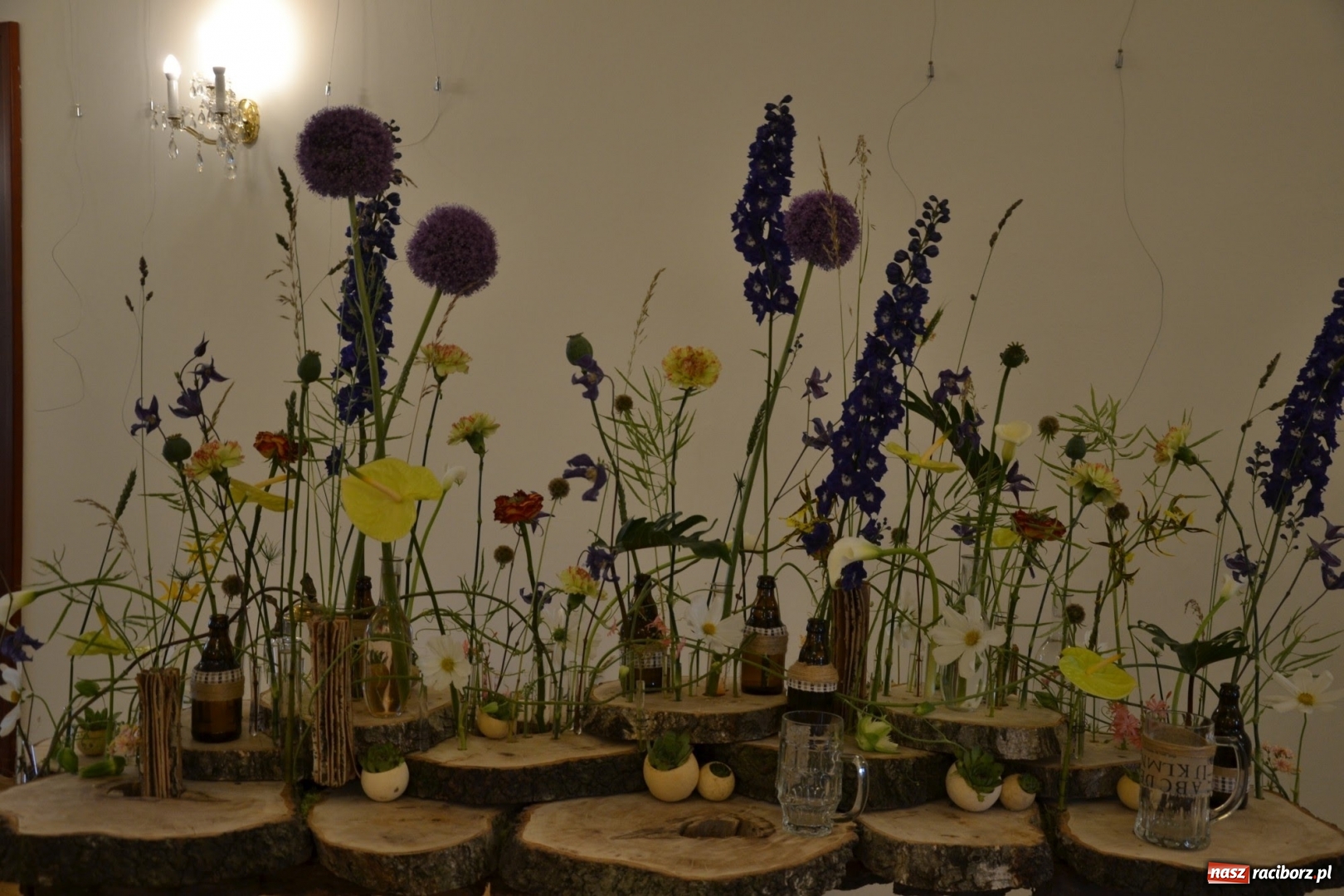 Zdjęcie w galerii na portalu naszraciborz.pl: Tomasz Paszczyński z Raciborza zwycięża w III Krajowych Mistrzostwach Florystycznych Regionu Śląsko-Opolskiego wiadomości z regionu