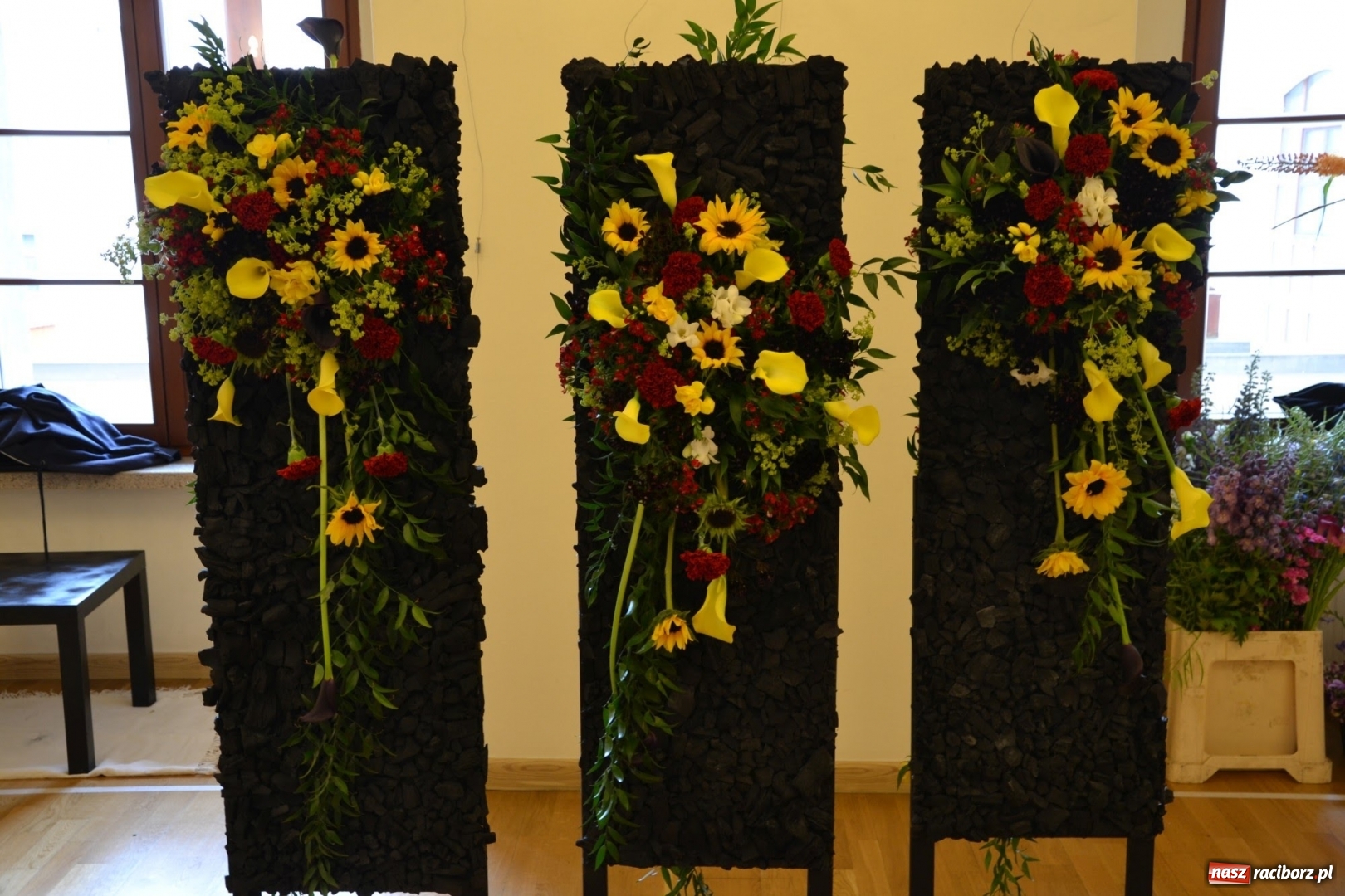 Zdjęcie w galerii na portalu naszraciborz.pl: Tomasz Paszczyński z Raciborza zwycięża w III Krajowych Mistrzostwach Florystycznych Regionu Śląsko-Opolskiego wiadomości z regionu