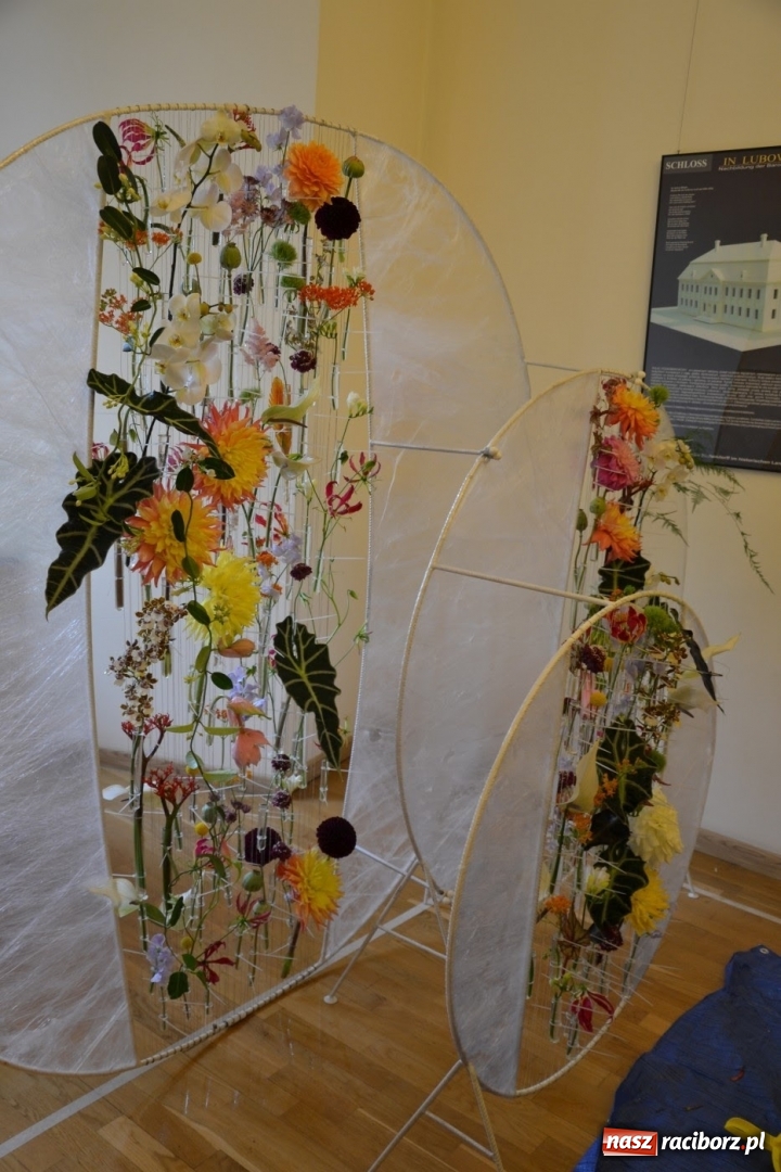 Zdjęcie w galerii na portalu naszraciborz.pl: Tomasz Paszczyński z Raciborza zwycięża w III Krajowych Mistrzostwach Florystycznych Regionu Śląsko-Opolskiego wiadomości z regionu