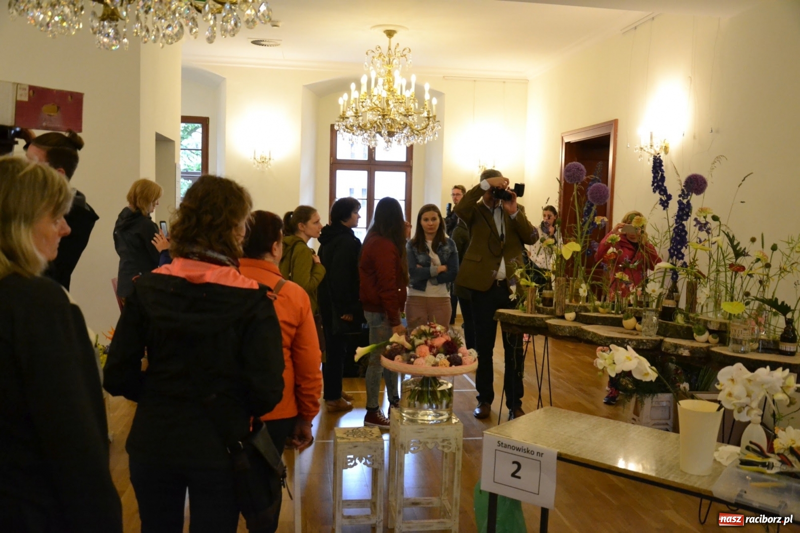 Zdjęcie w galerii na portalu naszraciborz.pl: Tomasz Paszczyński z Raciborza zwycięża w III Krajowych Mistrzostwach Florystycznych Regionu Śląsko-Opolskiego wiadomości z regionu