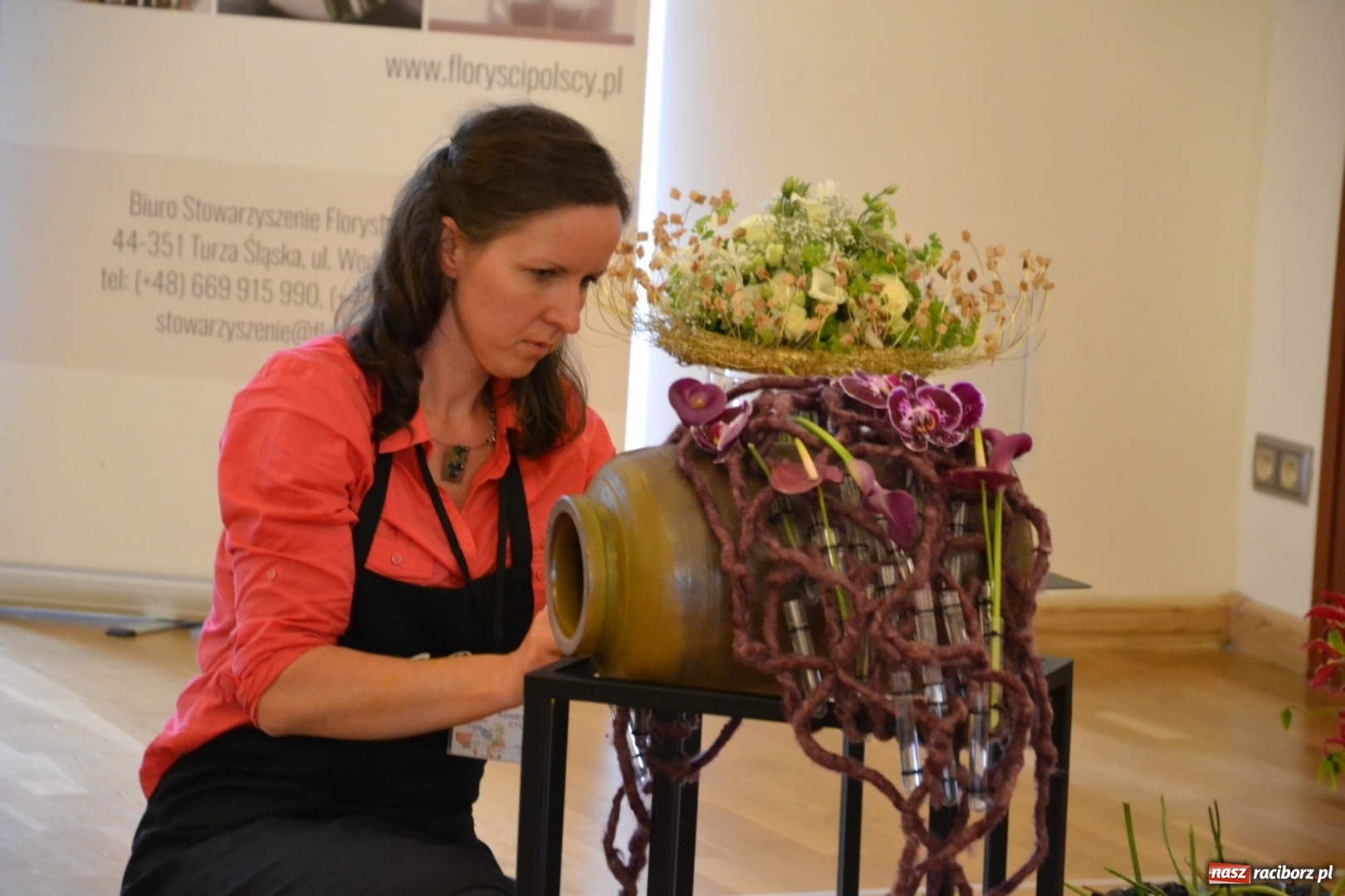 Zdjęcie w galerii na portalu naszraciborz.pl: Tomasz Paszczyński z Raciborza zwycięża w III Krajowych Mistrzostwach Florystycznych Regionu Śląsko-Opolskiego wiadomości z regionu