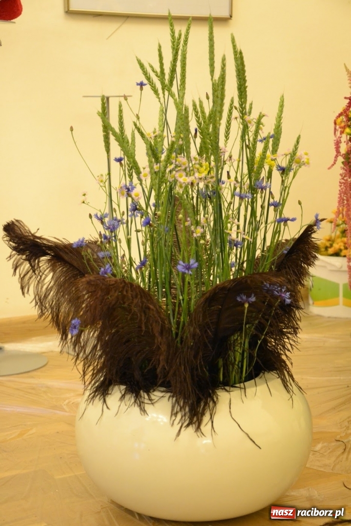 Zdjęcie w galerii na portalu naszraciborz.pl: Tomasz Paszczyński z Raciborza zwycięża w III Krajowych Mistrzostwach Florystycznych Regionu Śląsko-Opolskiego wiadomości z regionu