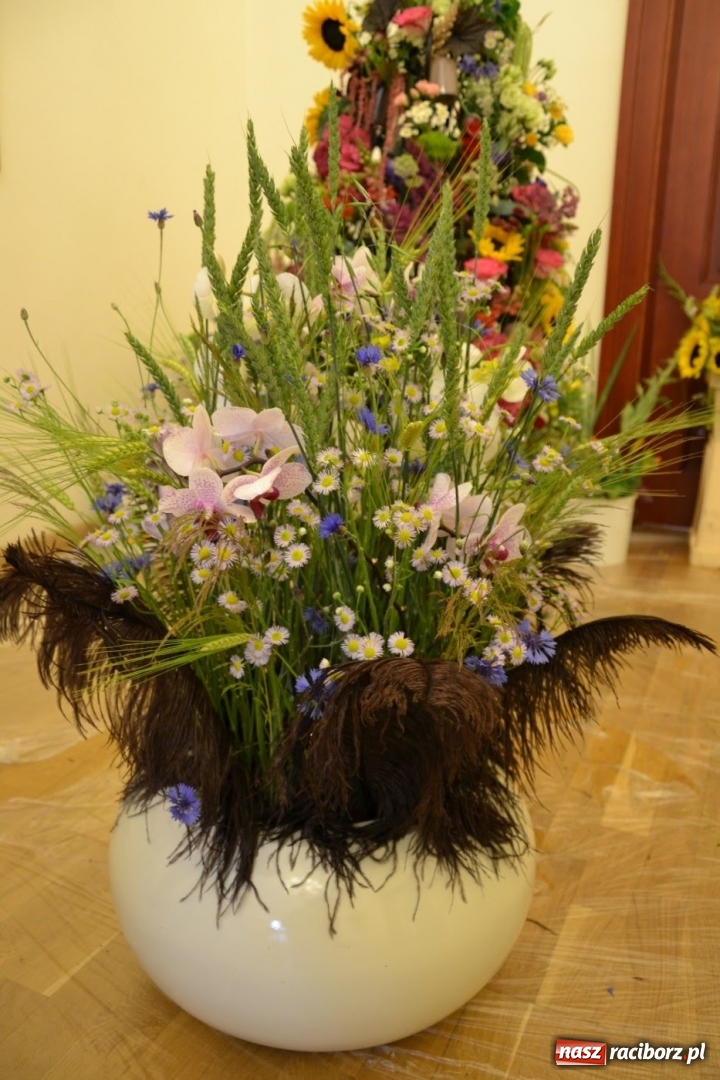 Zdjęcie w galerii na portalu naszraciborz.pl: Tomasz Paszczyński z Raciborza zwycięża w III Krajowych Mistrzostwach Florystycznych Regionu Śląsko-Opolskiego wiadomości z regionu