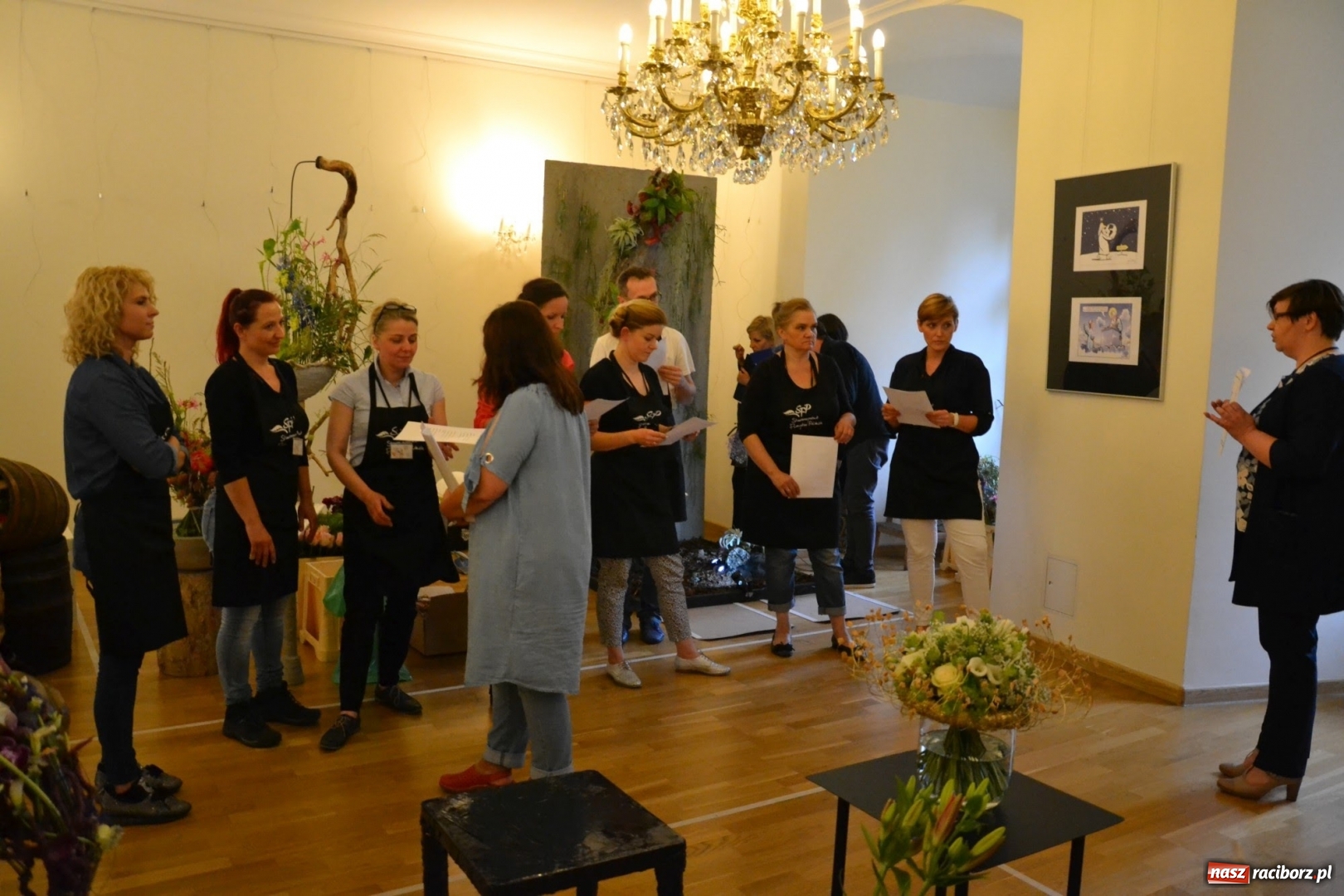 Zdjęcie w galerii na portalu naszraciborz.pl: Tomasz Paszczyński z Raciborza zwycięża w III Krajowych Mistrzostwach Florystycznych Regionu Śląsko-Opolskiego wiadomości z regionu