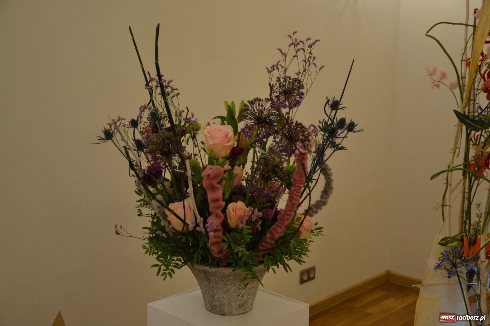 Zdjęcie w galerii na portalu naszraciborz.pl: Tomasz Paszczyński z Raciborza zwycięża w III Krajowych Mistrzostwach Florystycznych Regionu Śląsko-Opolskiego wiadomości z regionu