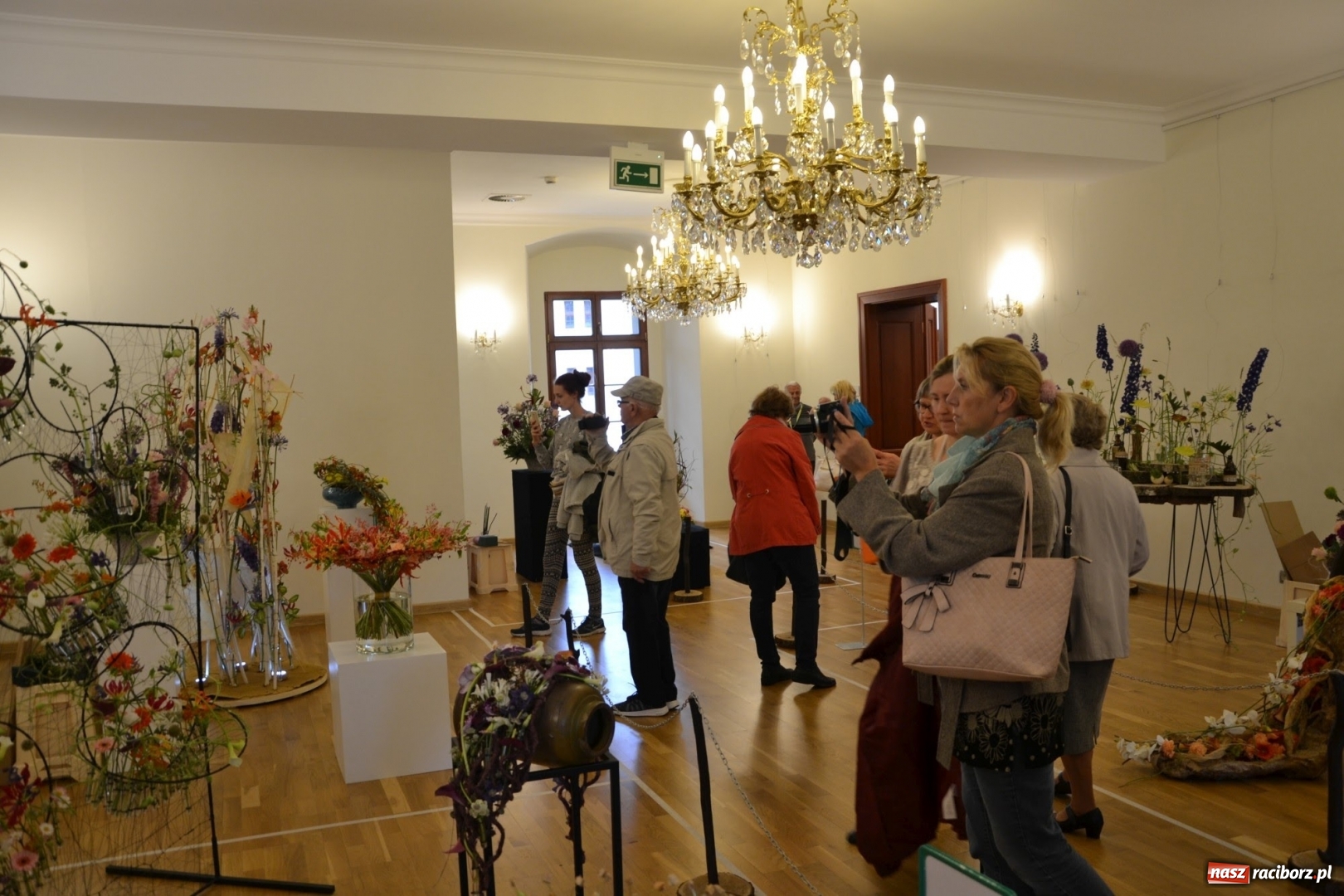 Zdjęcie w galerii na portalu naszraciborz.pl: Tomasz Paszczyński z Raciborza zwycięża w III Krajowych Mistrzostwach Florystycznych Regionu Śląsko-Opolskiego wiadomości z regionu